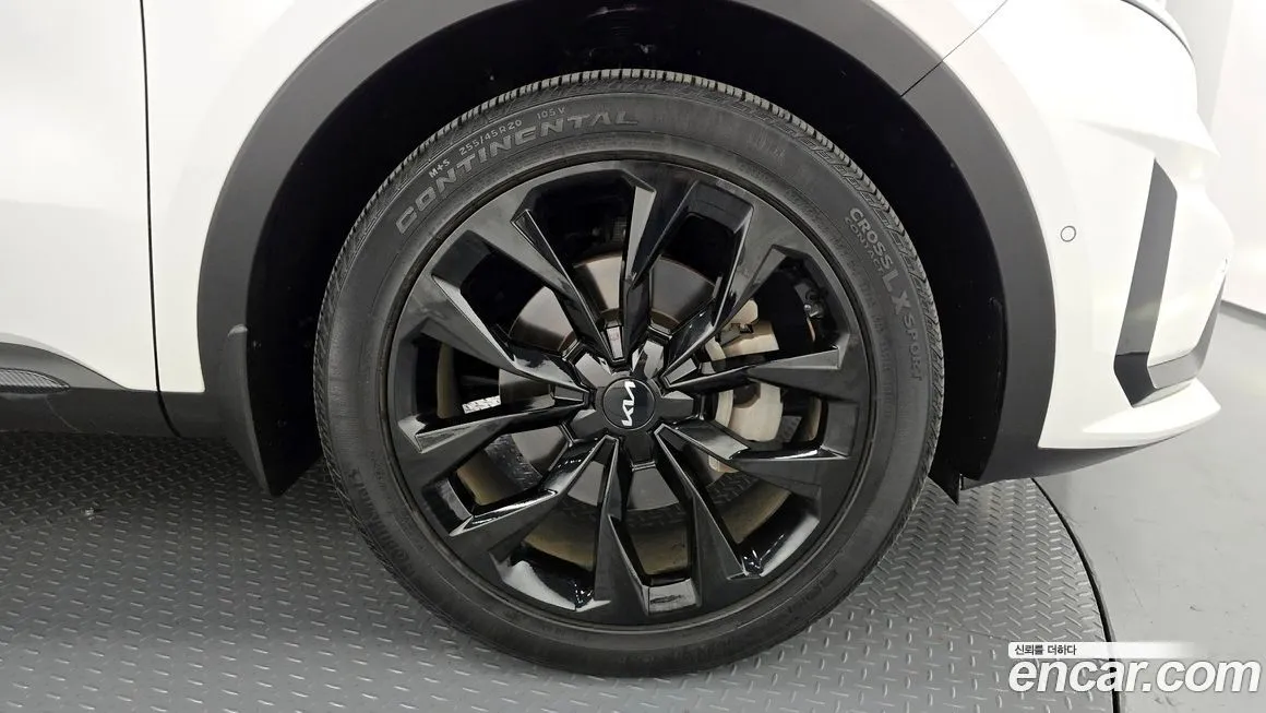 Kia Sorento — фото 5