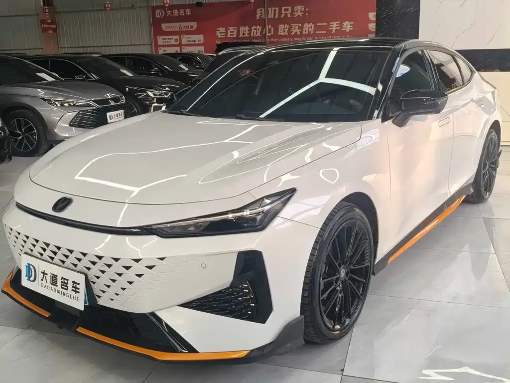 Changan UNI-V 2025 из CN, фото 1