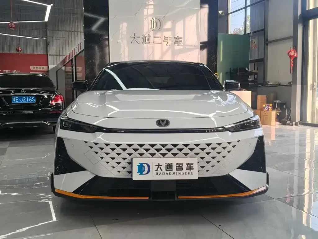 Changan UNI-V 2025 из CN, фото 2