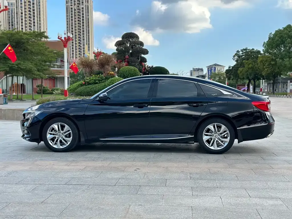 Honda Accord 2021 из CN, фото 10