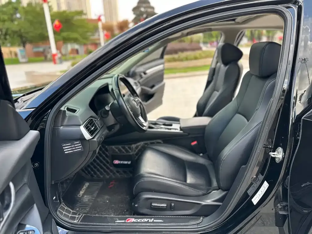 Honda Accord 2021 из CN, фото 4