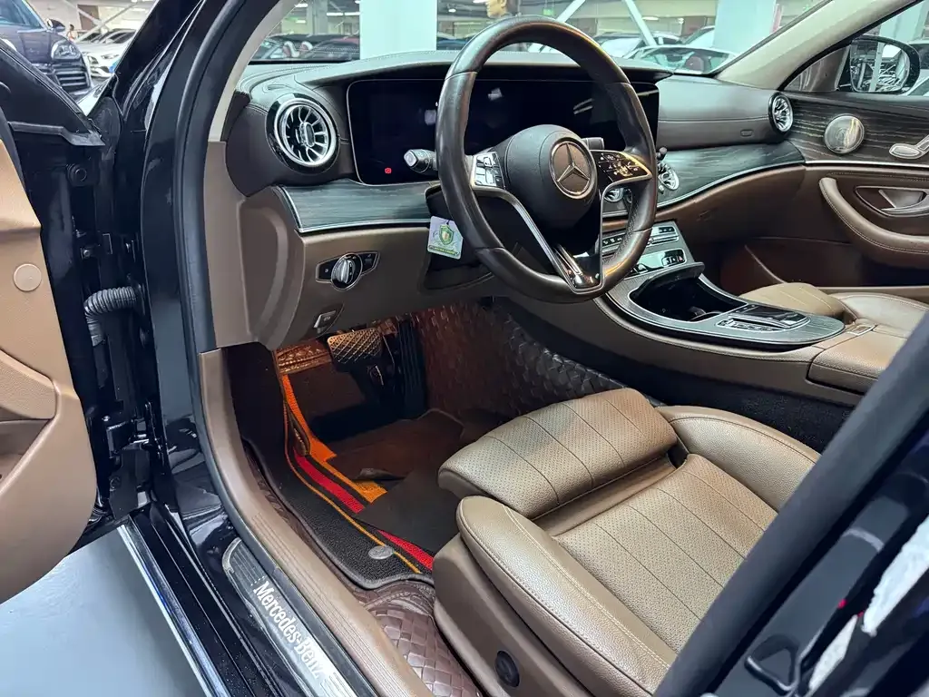 Mercedes-Benz E-Class 2022 из CN, фото 5