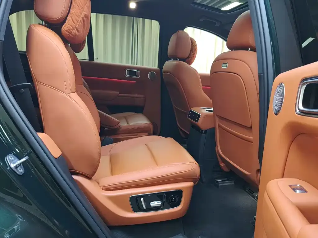 Li Auto L8 2024 из CN, фото 8