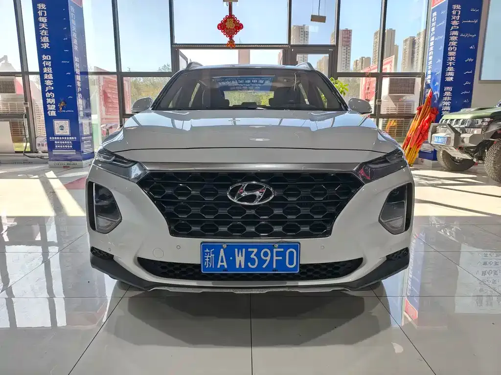 Hyundai Santa Fe — фото 2