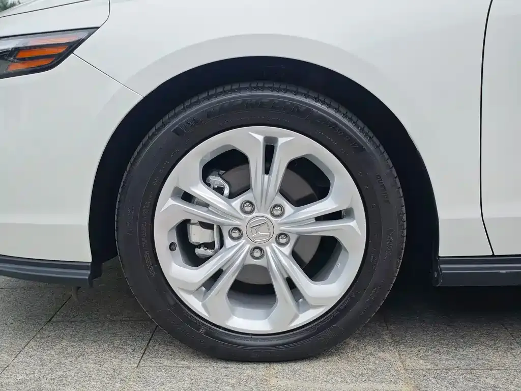 Honda Accord 2024 из CN, фото 10