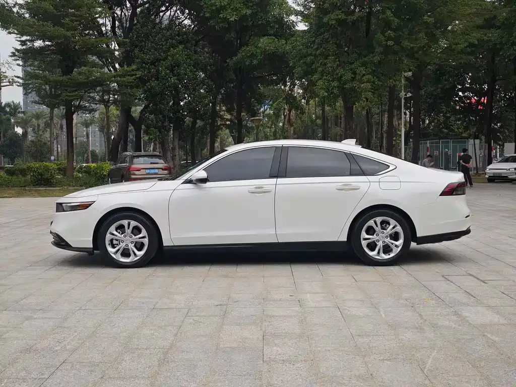 Honda Accord 2024 из CN, фото 4