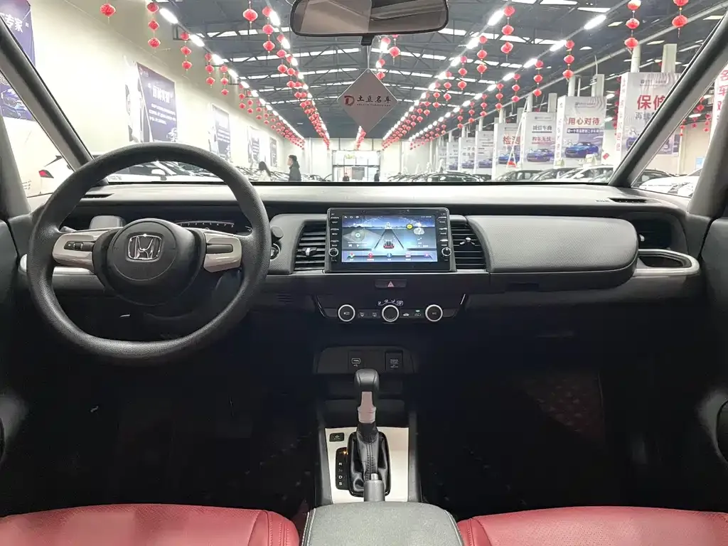 Honda Fit — фото 9