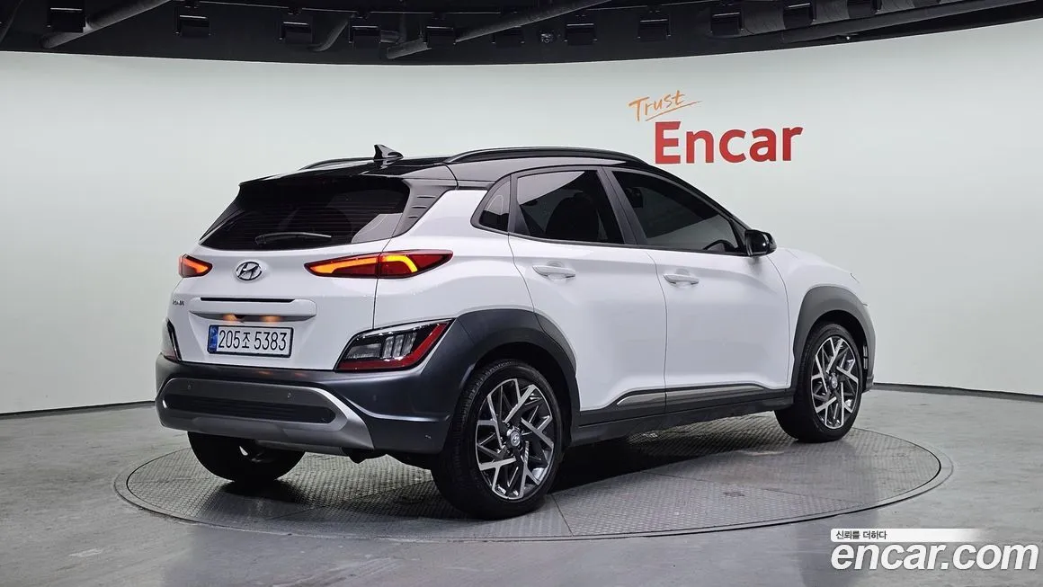 Hyundai Kona — фото 2