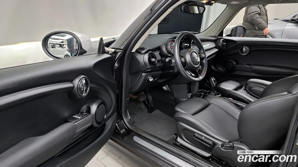Mini Cooper 2021 из KR, фото 10
