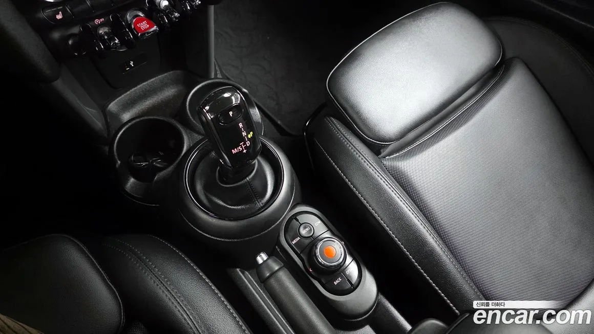 Mini Cooper 2021 из KR, фото 9
