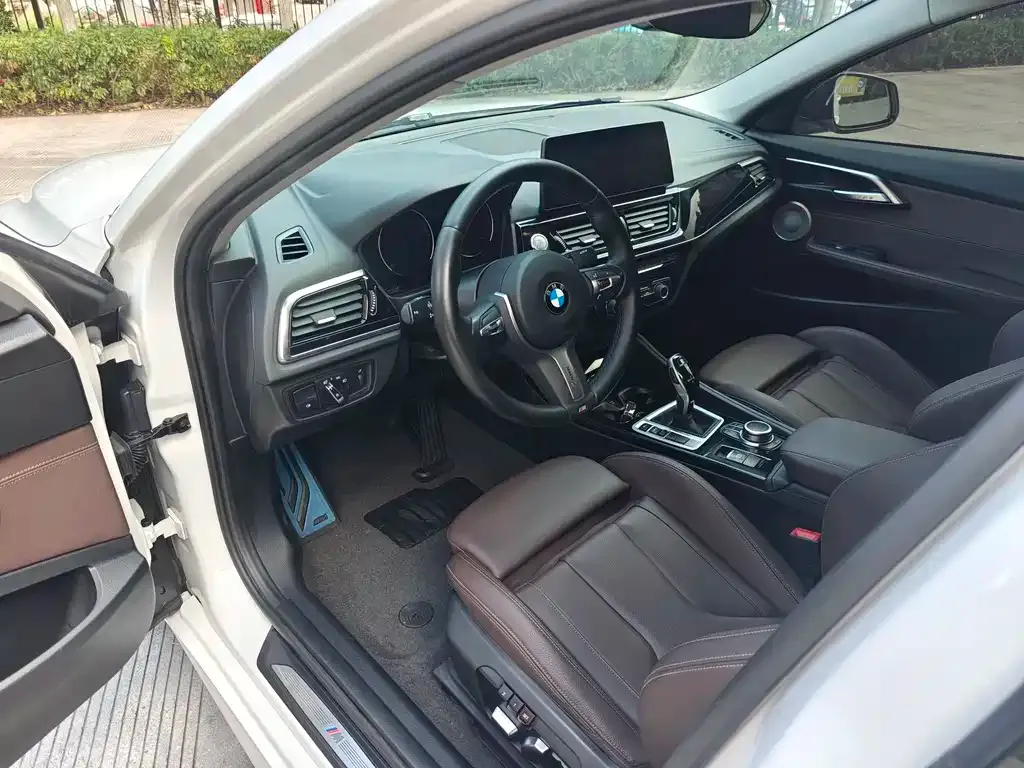 BMW 1 Series 2022 из CN, фото 5