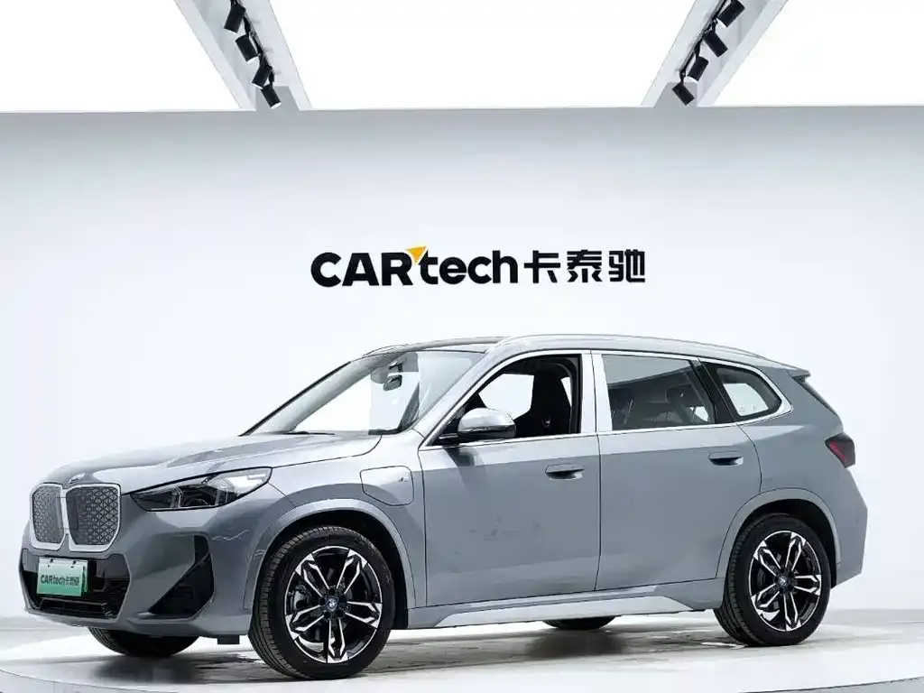 BMW iX1 2025 из CN, фото 1