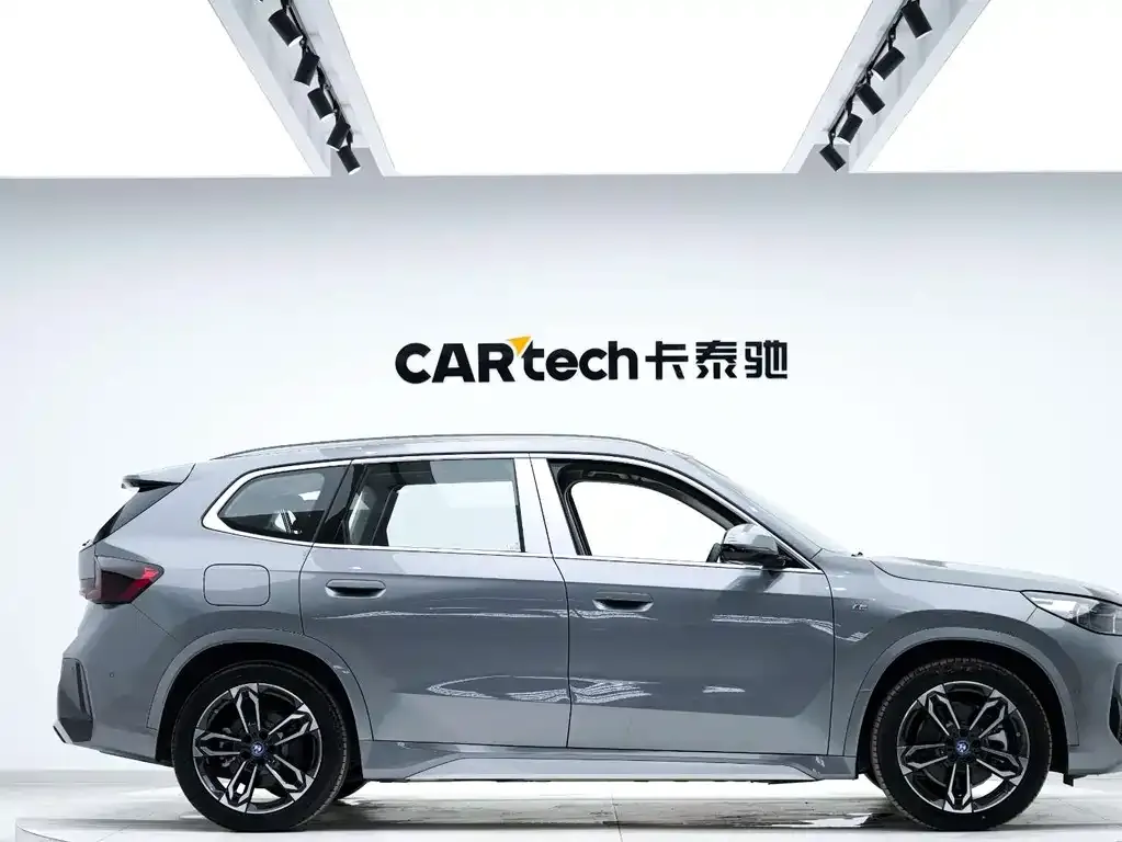BMW iX1 2025 из CN, фото 6