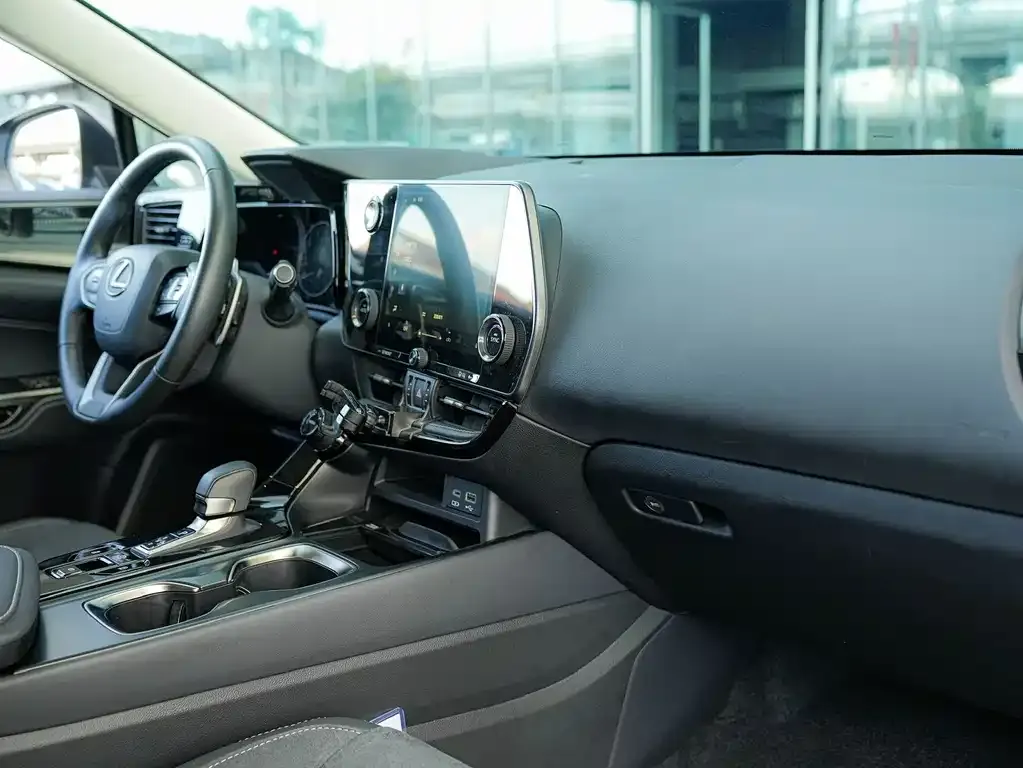 Lexus NX 2023 из CN, фото 10