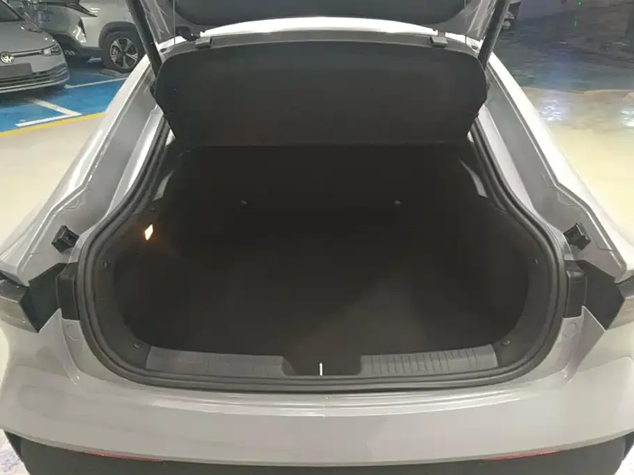 Changan UNI-V iDD 2024 из CN, фото 4