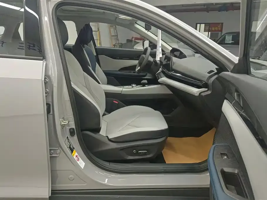 Changan UNI-V iDD 2024 из CN, фото 8