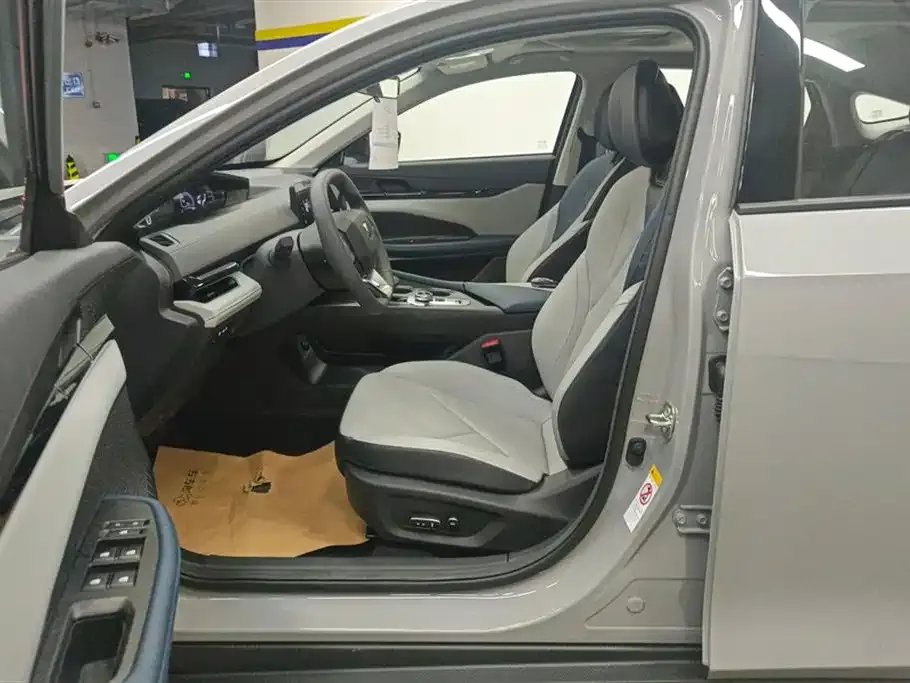 Changan UNI-V iDD 2024 из CN, фото 9