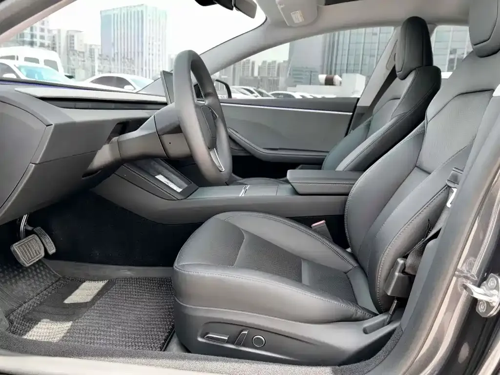 Tesla Model 3 2024 из CN, фото 4