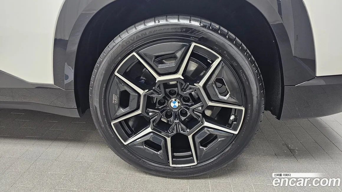 BMW XM — фото 5