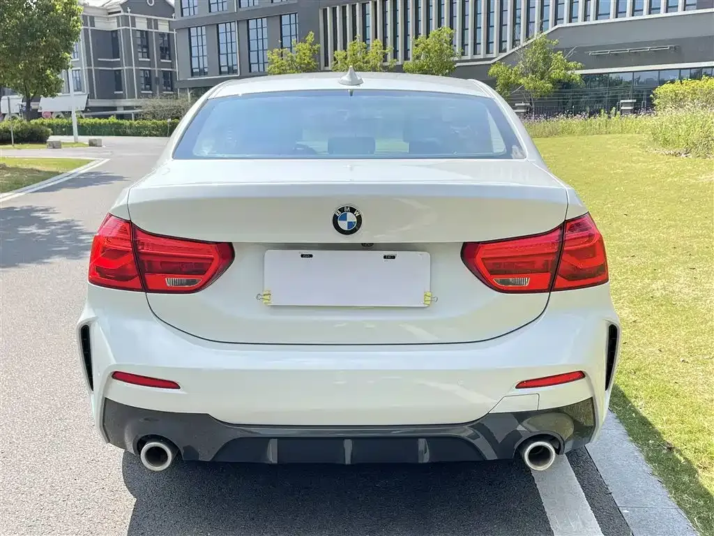BMW 1 Series 2021 из CN, фото 6