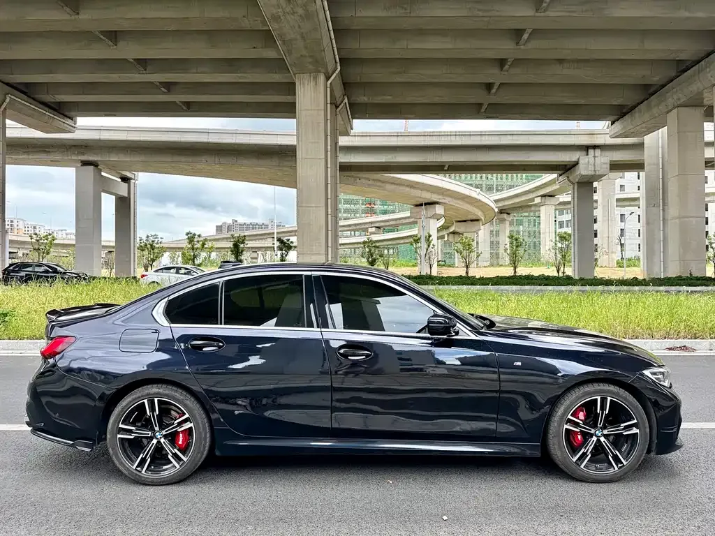 BMW 3 Series 2021 из CN, фото 5