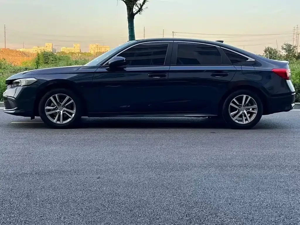 Honda Civic 2023 из CN, фото 3
