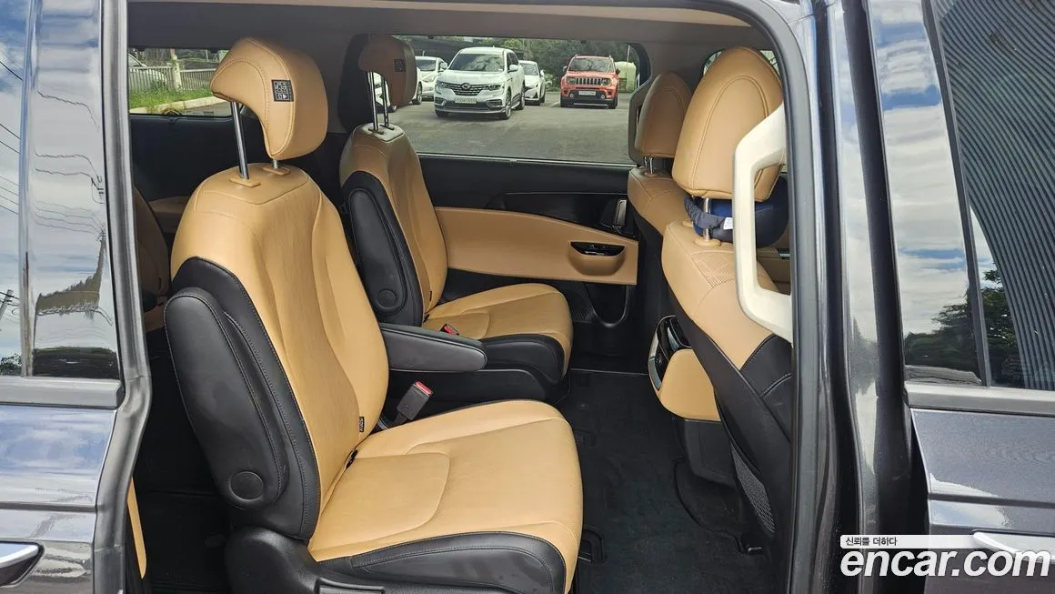 Kia Carnival 2023 из KR, фото 9