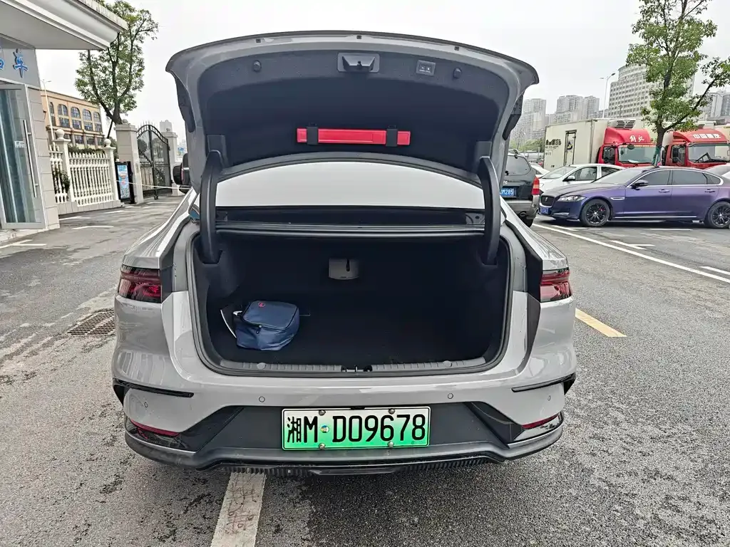 BYD Han 2025 из CN, фото 9