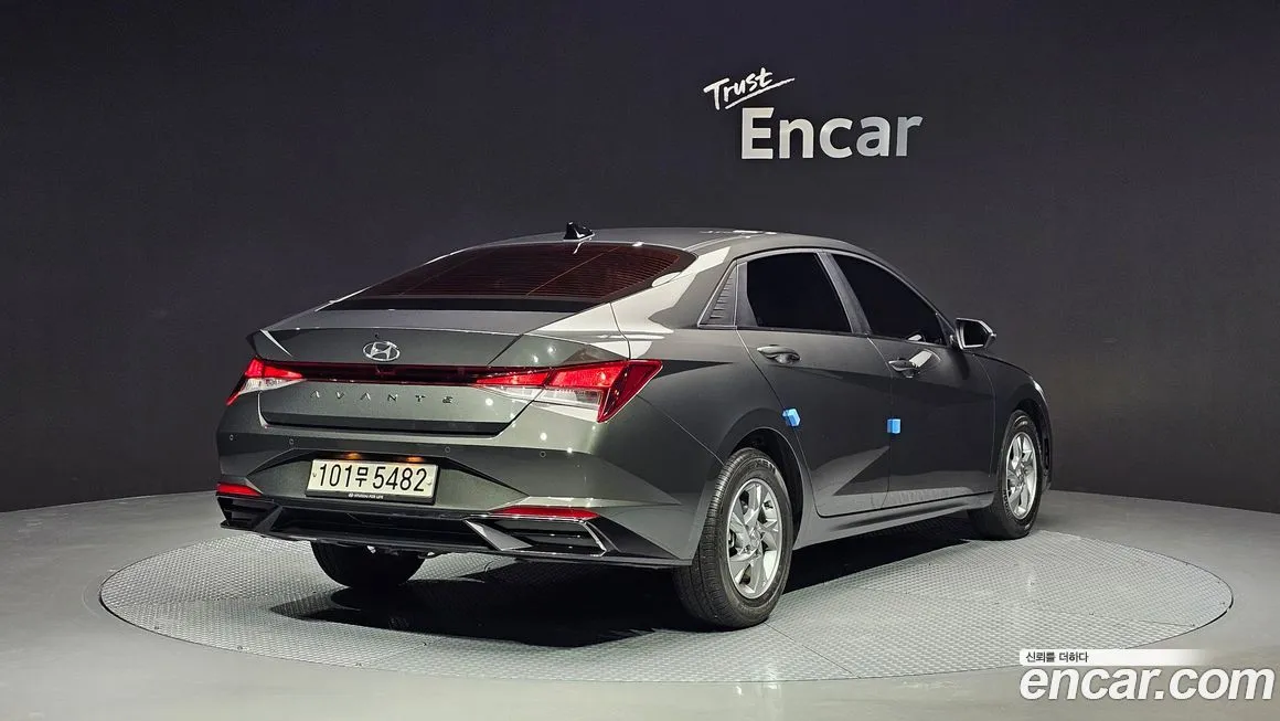 Hyundai AVANTE 2021 из KR, фото 2