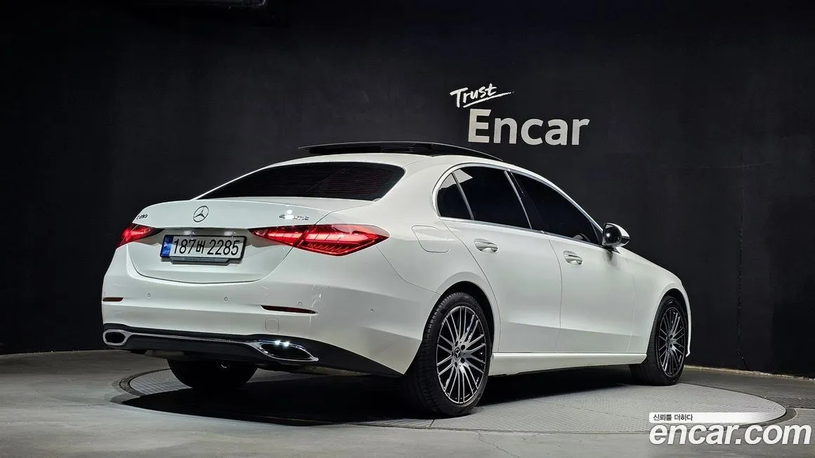 Mercedes-Benz C-Class 2022 из KR, фото 2