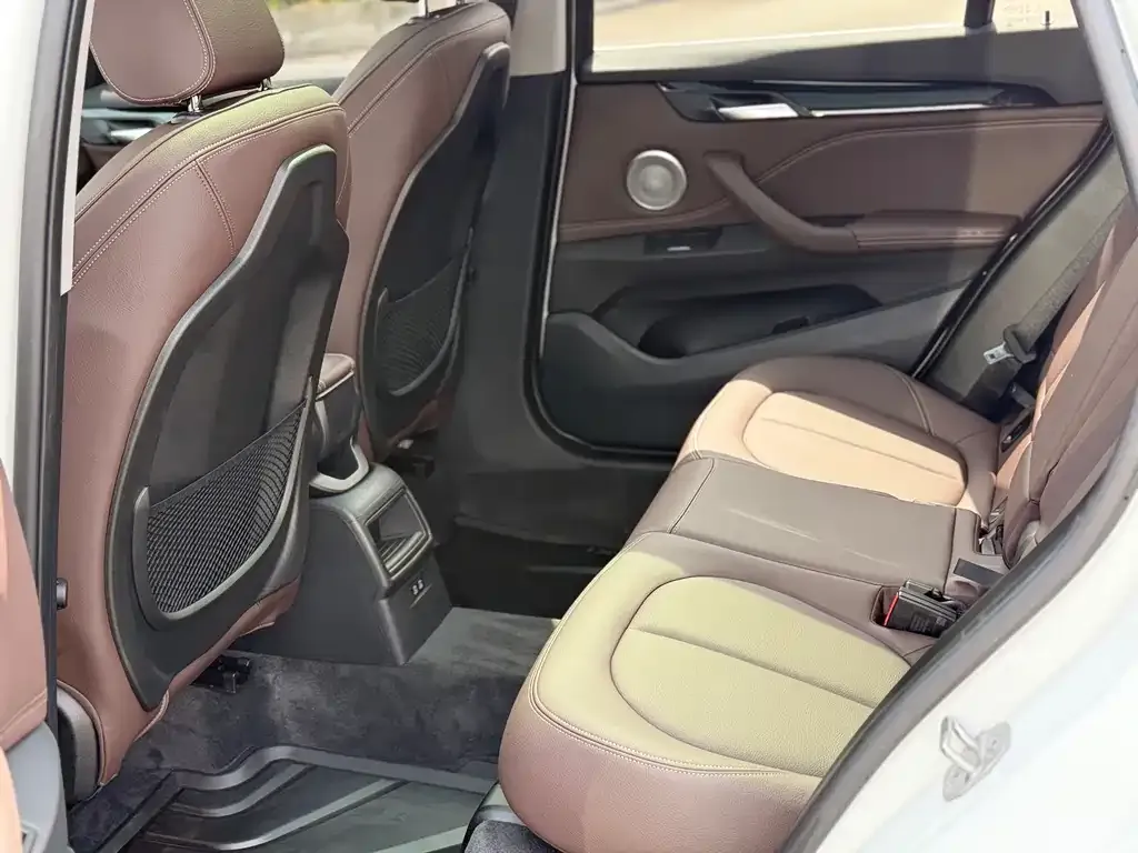 BMW X1 2023 из CN, фото 8
