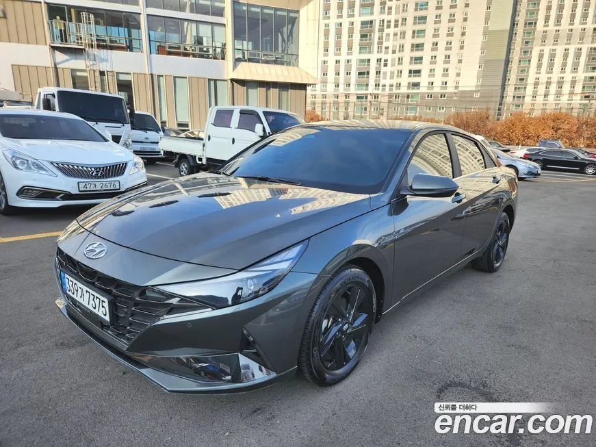 Hyundai AVANTE — фото 1
