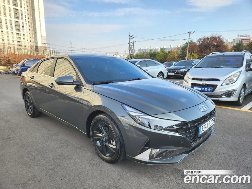 Hyundai AVANTE — фото 3