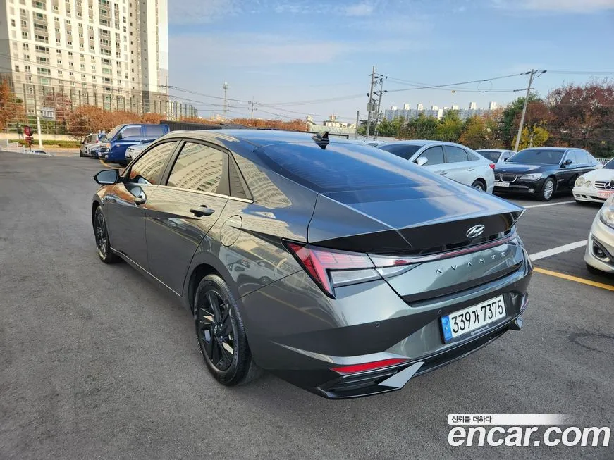 Hyundai AVANTE — фото 4