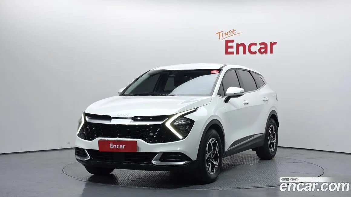 Kia Sportage — фото 1