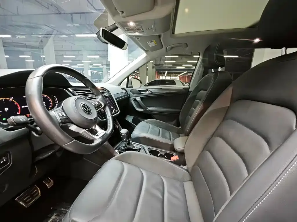 Volkswagen Tiguan L 2021 из CN, фото 5