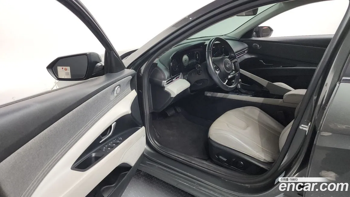 Hyundai AVANTE 2021 из KR, фото 10