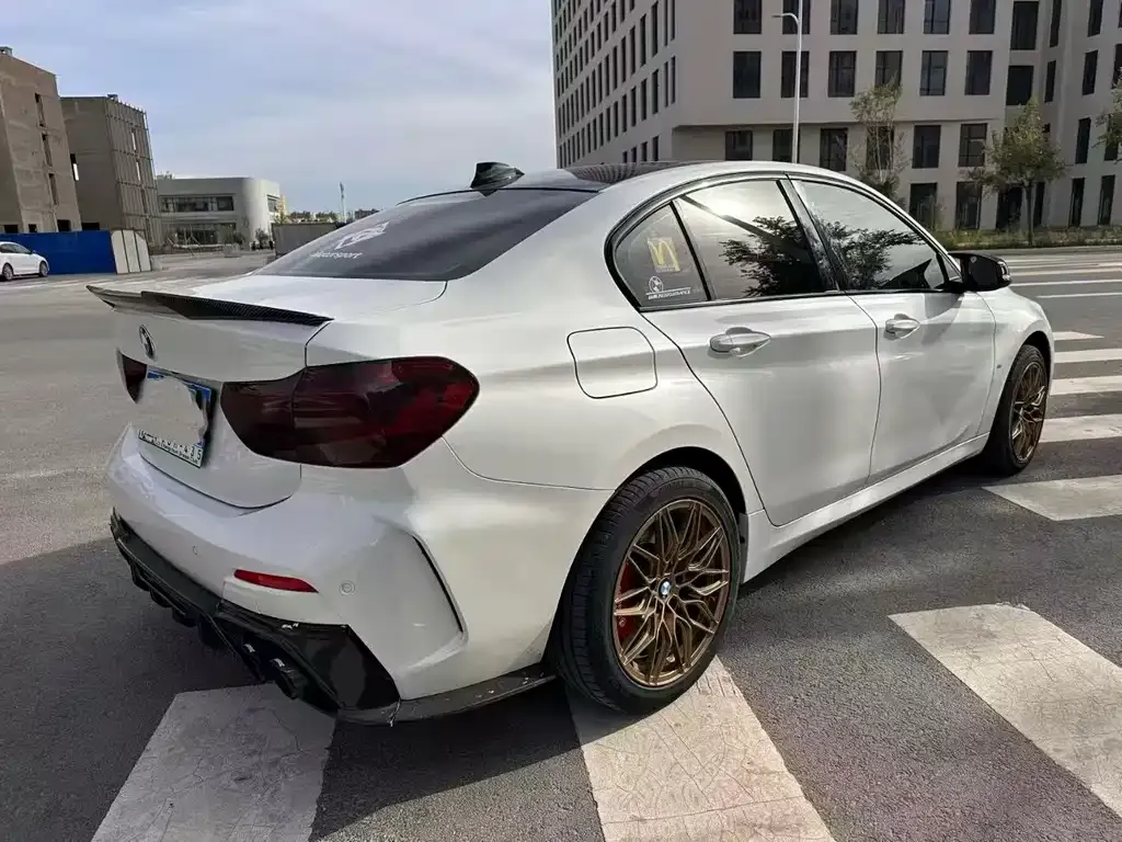 BMW 1 Series 2022 из CN, фото 4