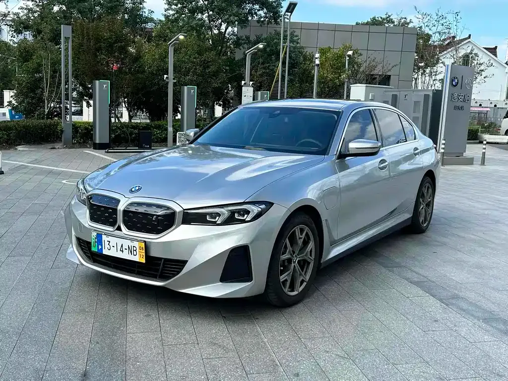 BMW i3 2023 из CN, фото 1