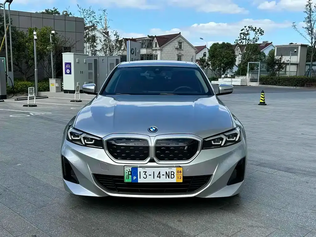BMW i3 2023 из CN, фото 2