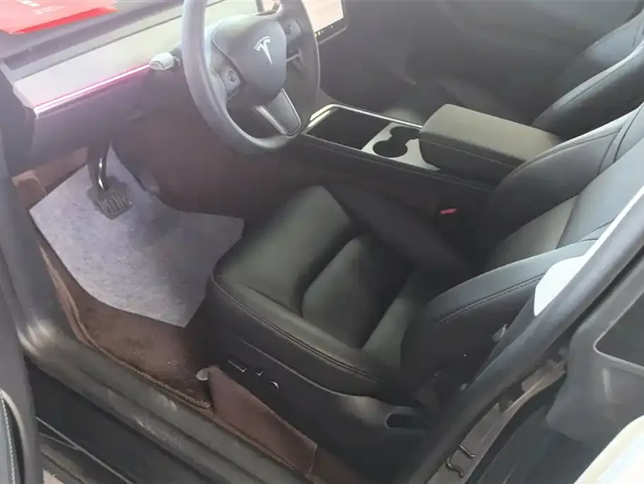 Tesla Model Y 2024 из CN, фото 9