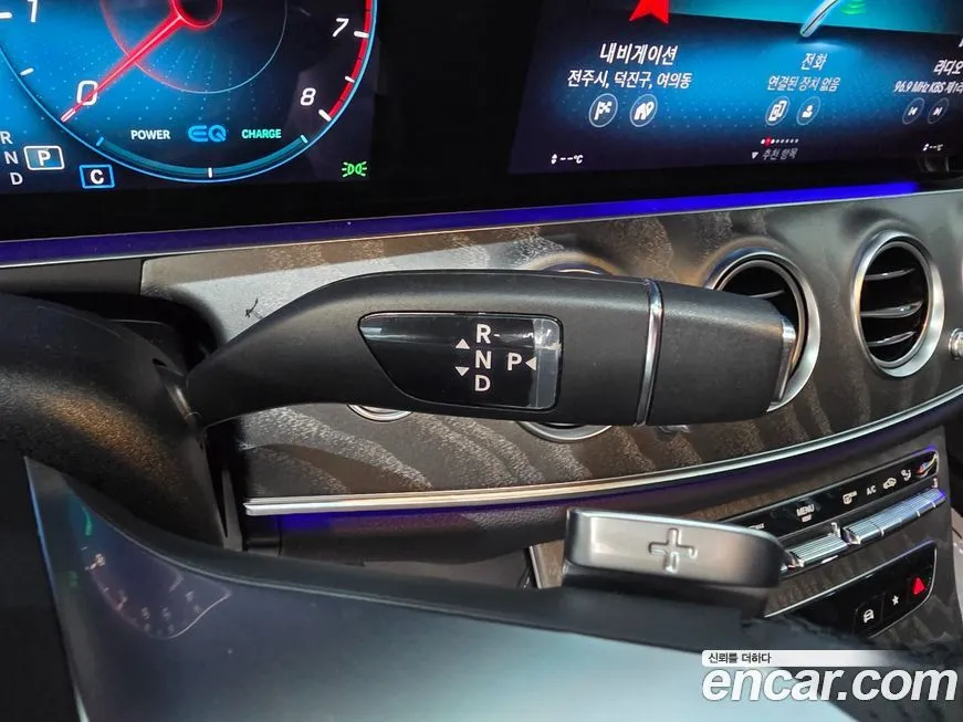 Mercedes-Benz E-Class 2023 из KR, фото 9