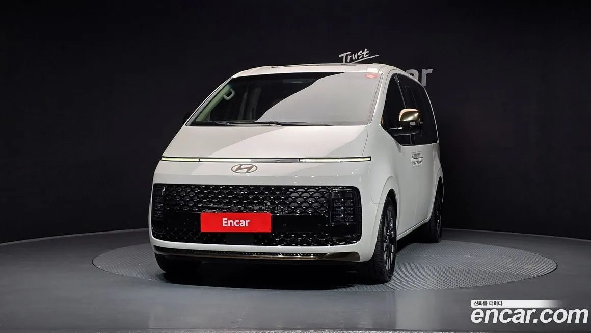 Hyundai Staria — фото 3