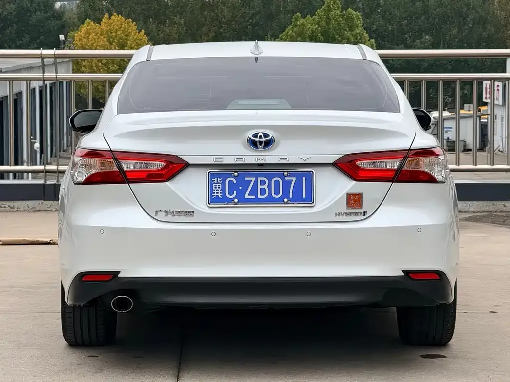 Toyota Camry 2023 из CN, фото 5