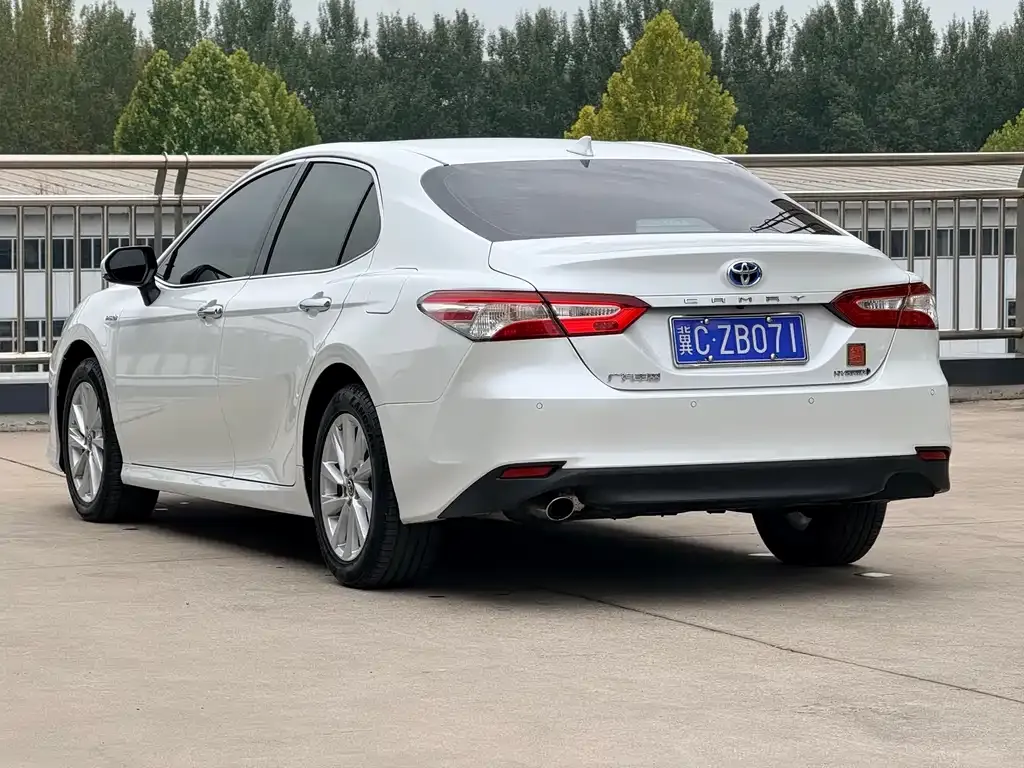 Toyota Camry 2023 из CN, фото 6