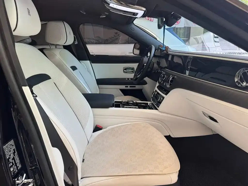 Rolls-Royce Ghost 2021 из CN, фото 6