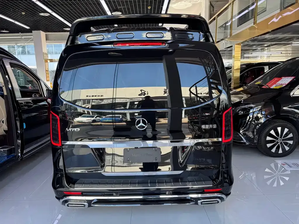 Mercedes-Benz Vito 2025 из CN, фото 5