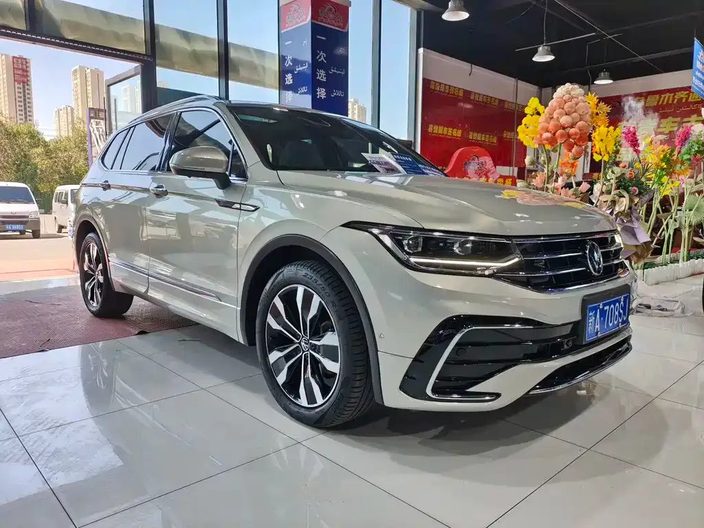Volkswagen Tiguan L 2022 из CN, фото 3