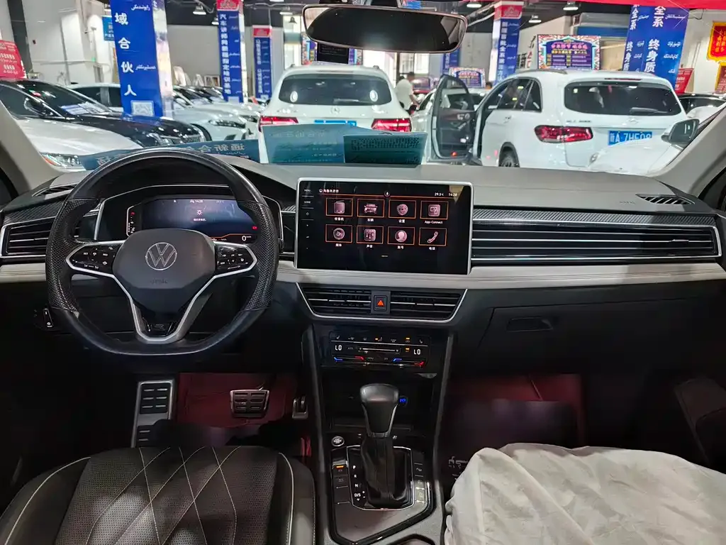 Volkswagen Tiguan L 2022 из CN, фото 5