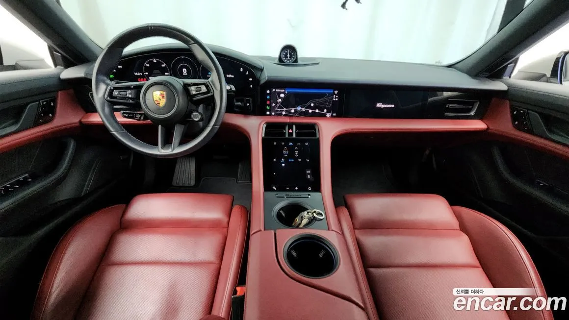 Porsche Taycan 2021 из KR, фото 7